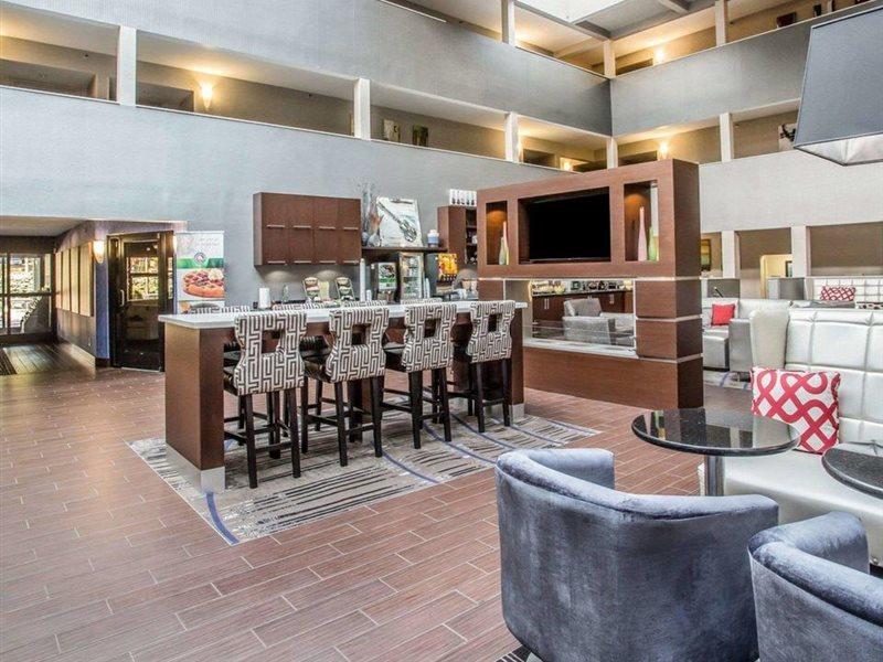 Quality Suites Nashville Airport Экстерьер фото
