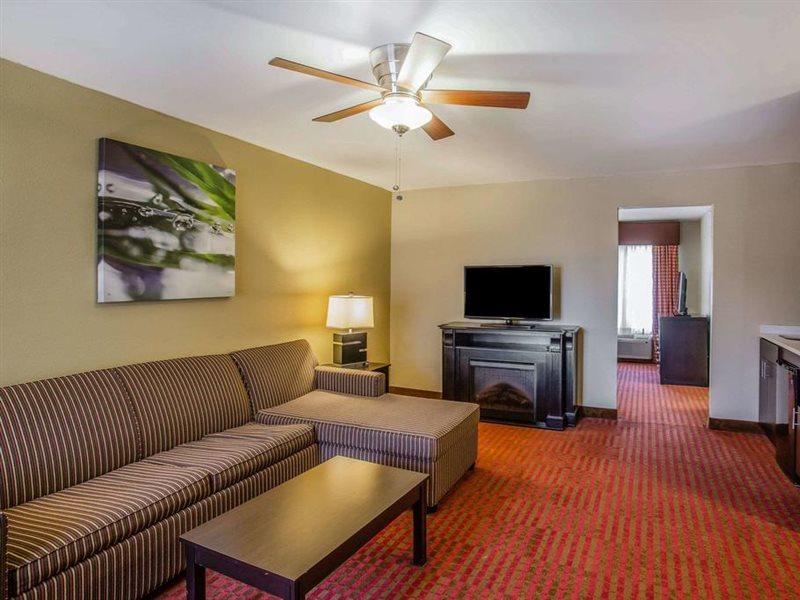 Quality Suites Nashville Airport Экстерьер фото