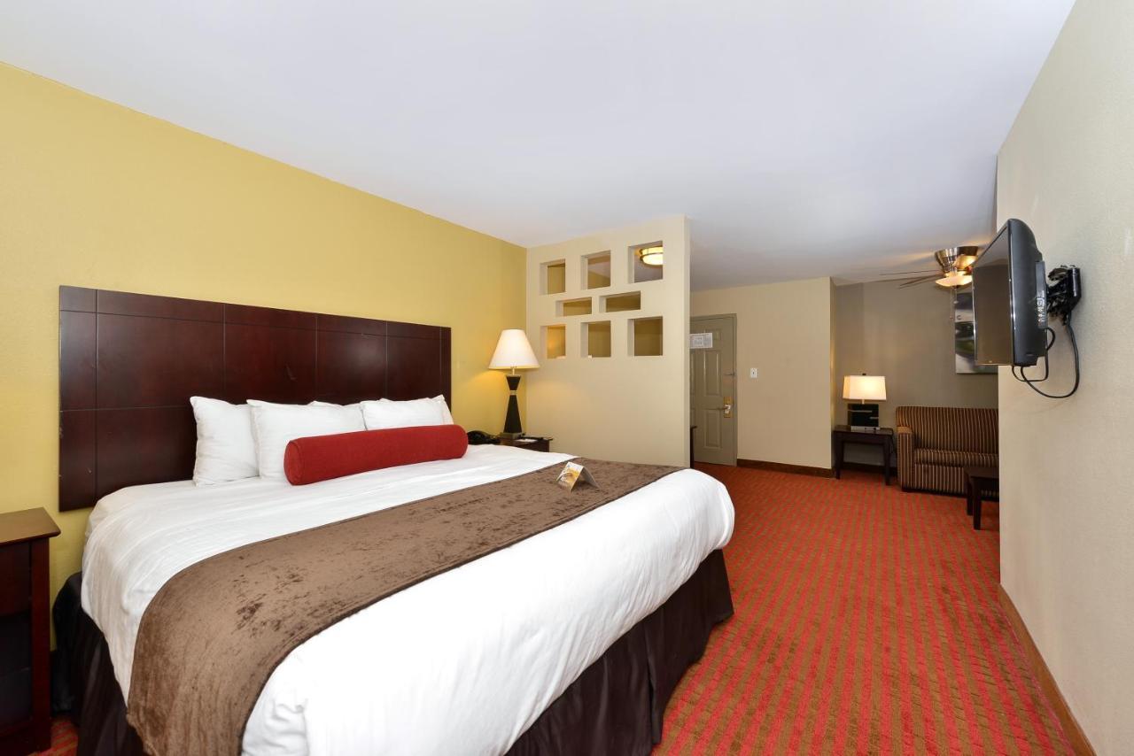 Quality Suites Nashville Airport Экстерьер фото