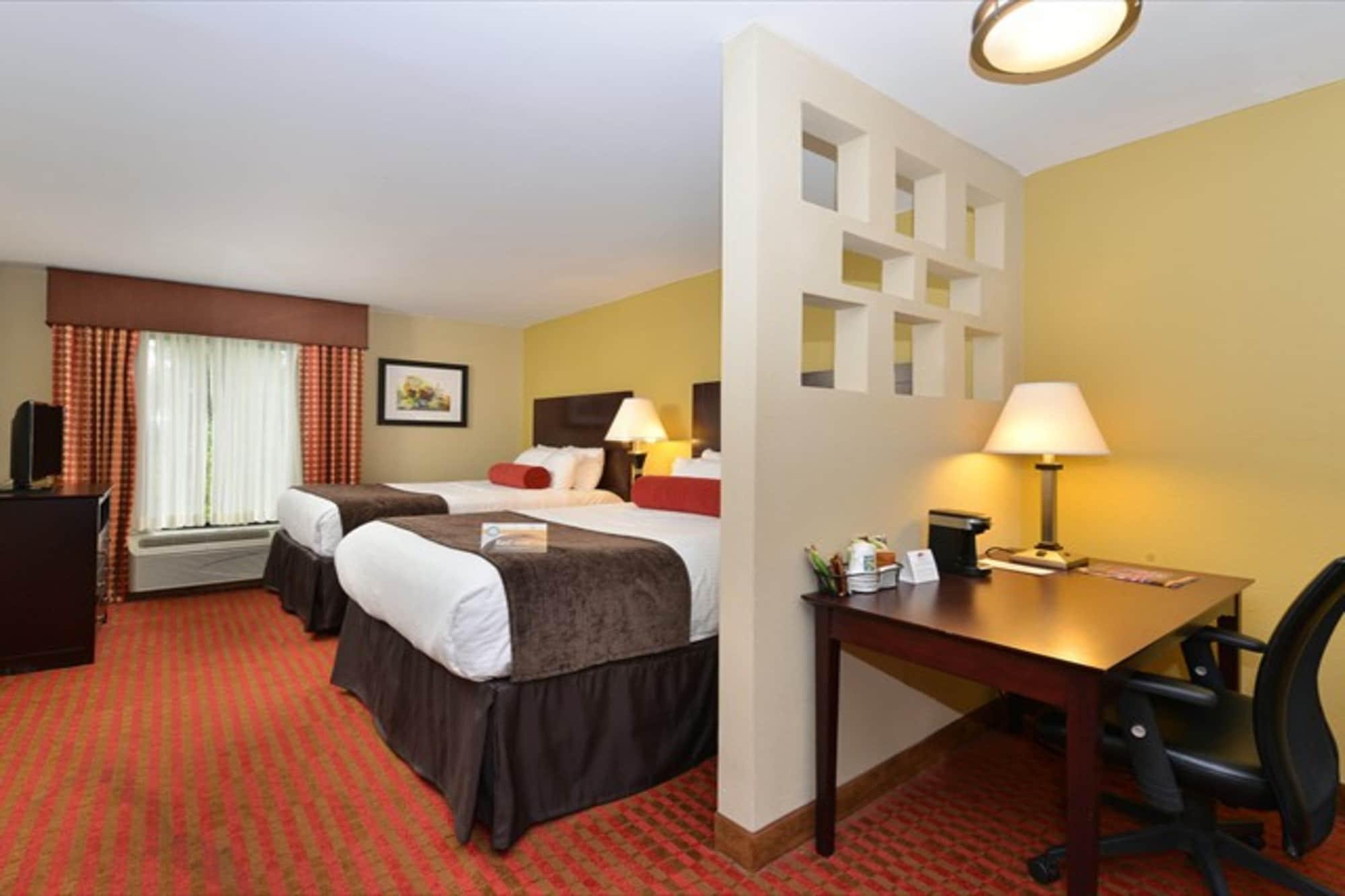 Quality Suites Nashville Airport Экстерьер фото