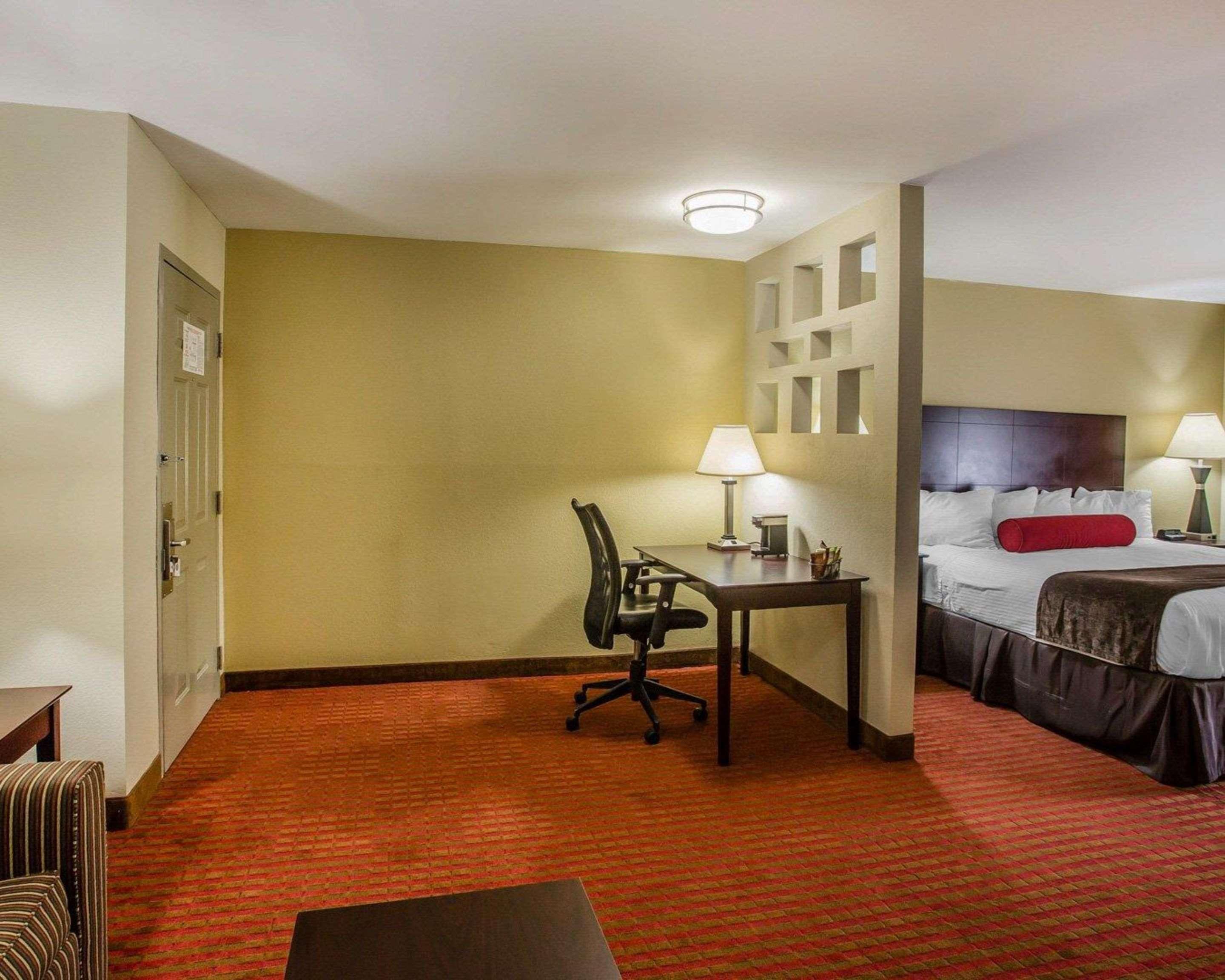 Quality Suites Nashville Airport Экстерьер фото