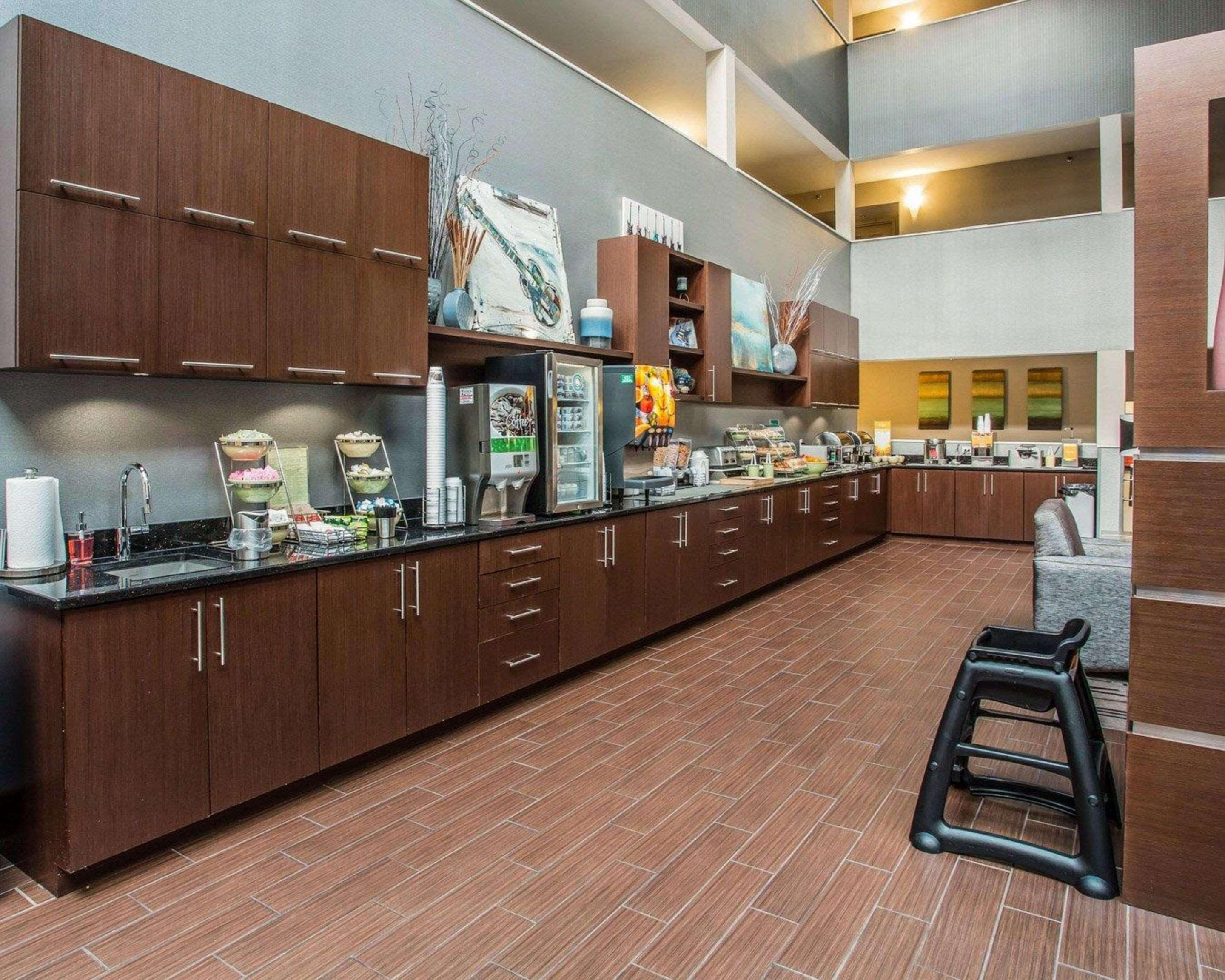 Quality Suites Nashville Airport Экстерьер фото