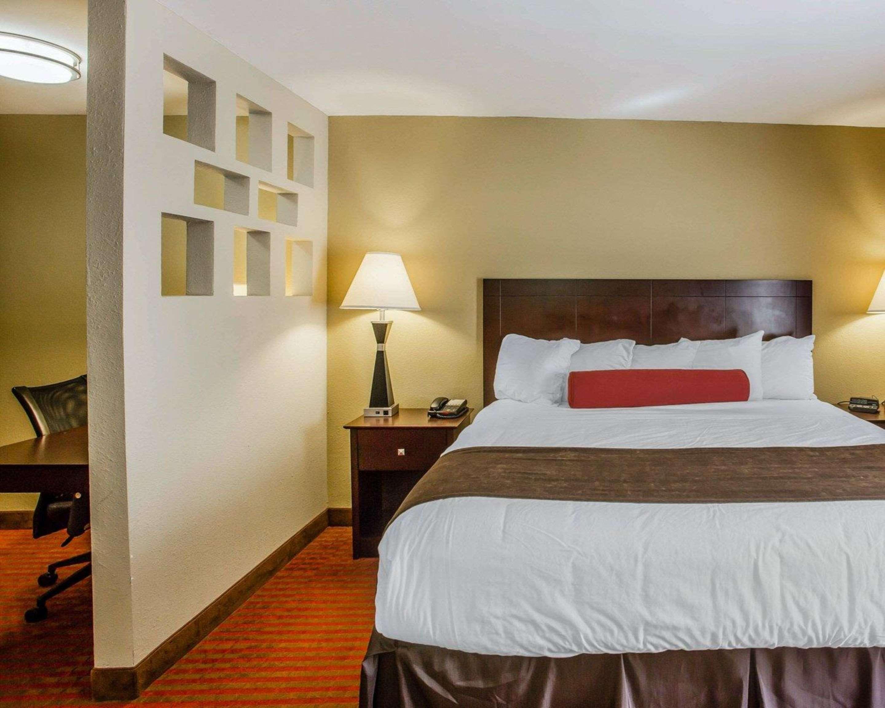 Quality Suites Nashville Airport Экстерьер фото