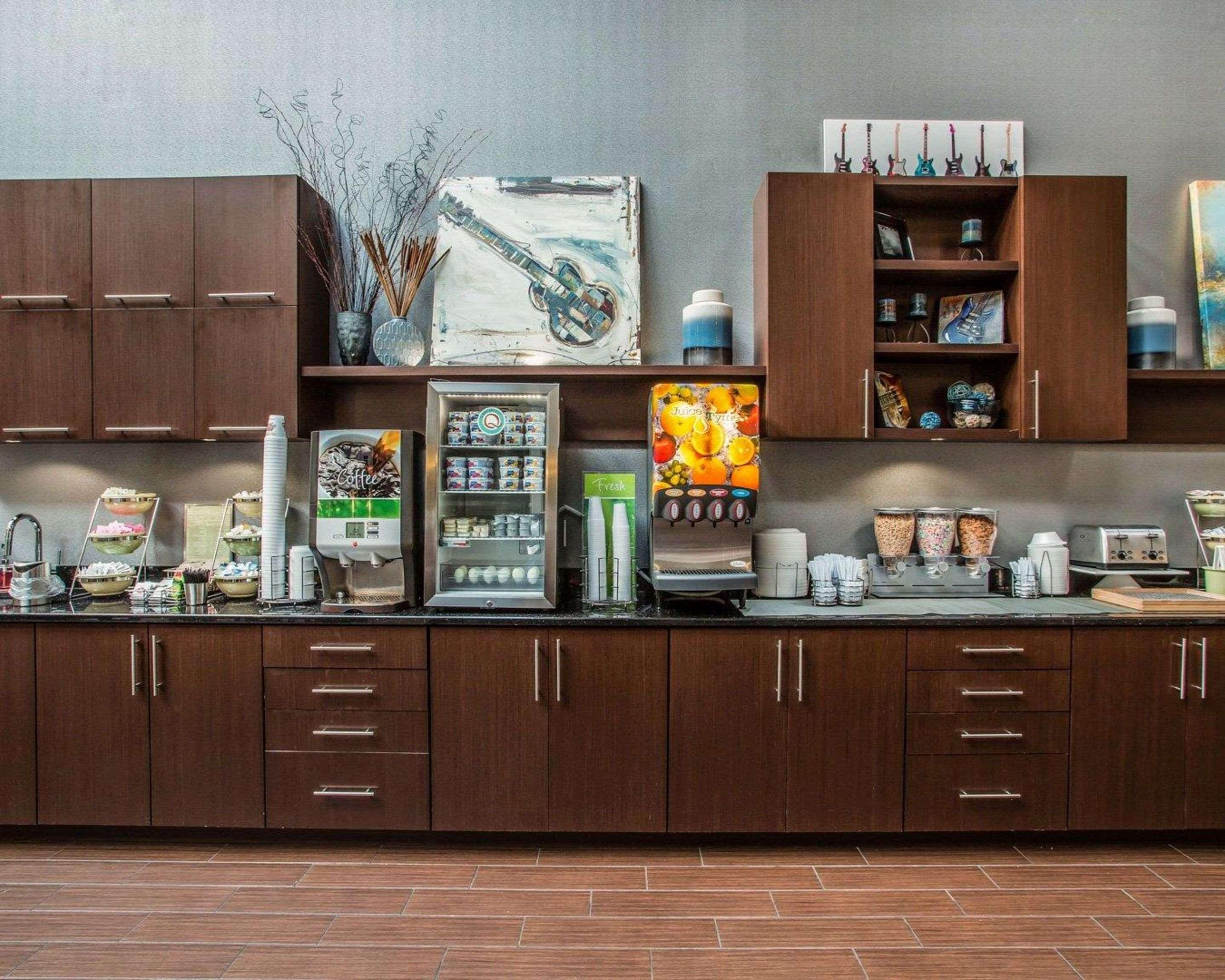 Quality Suites Nashville Airport Экстерьер фото