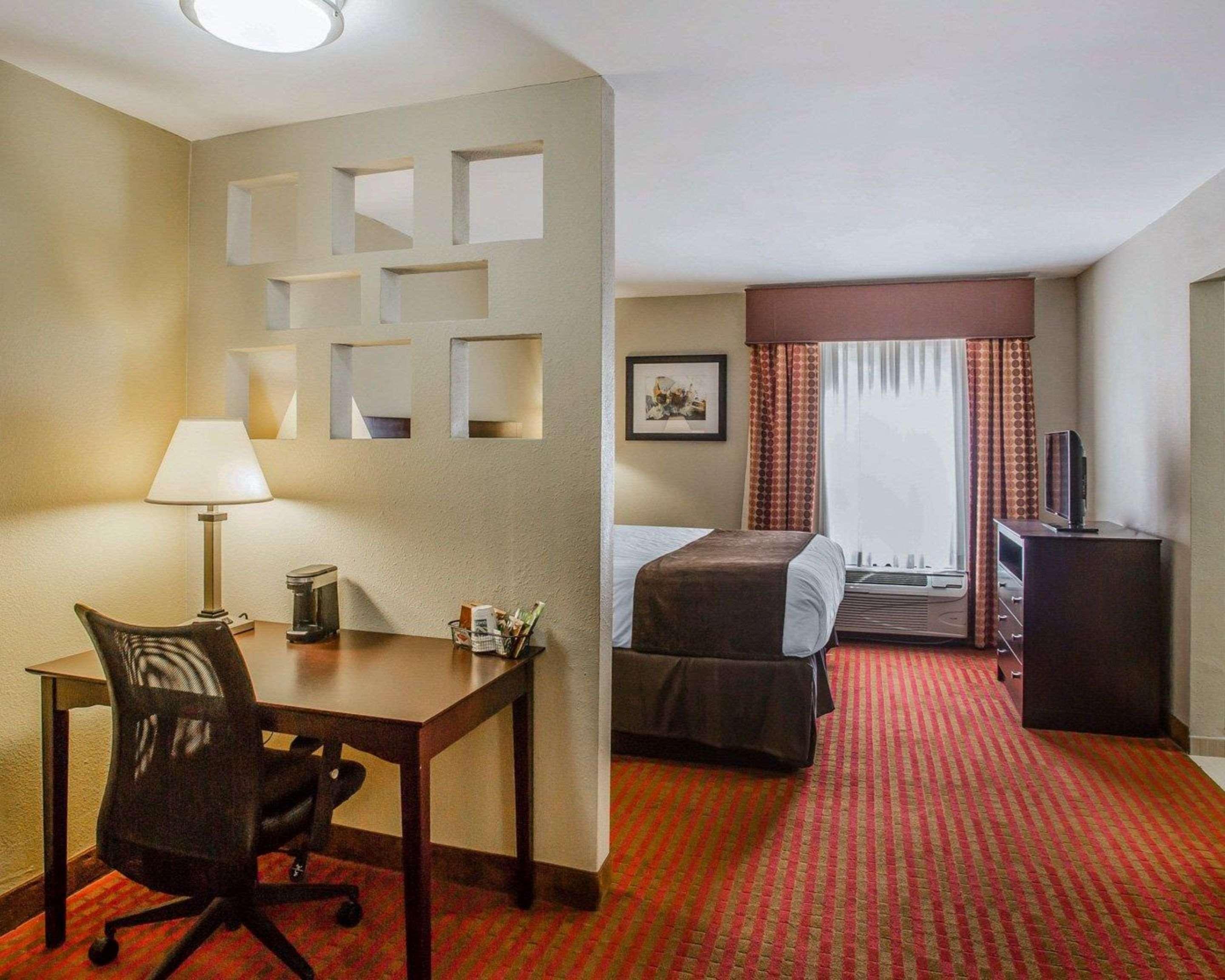 Quality Suites Nashville Airport Экстерьер фото