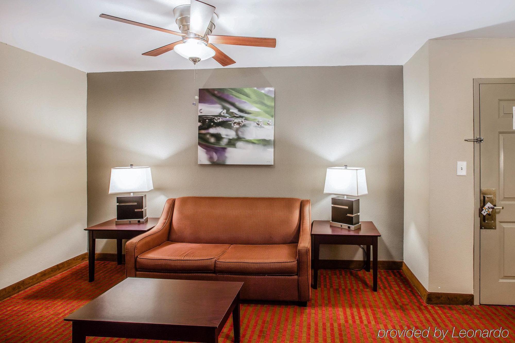 Quality Suites Nashville Airport Экстерьер фото