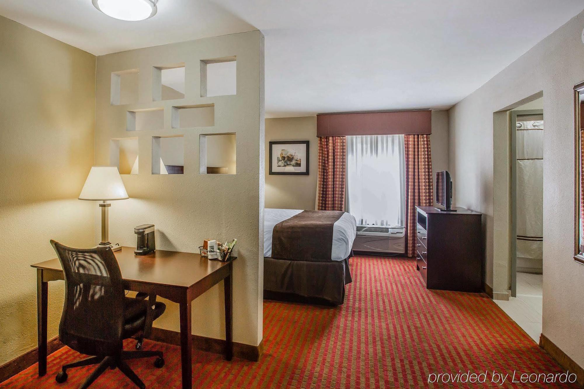 Quality Suites Nashville Airport Экстерьер фото